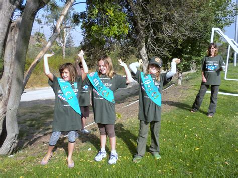 Huntington Beach Girl Scout Troop Heroes Run