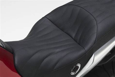 The honda vfr800 vtec world sport performance motorcycle seat 2002 to 2009 is shown with the carbonfx insert and a matching red welt. Corbin Motorcycle Seats & Accessories | Honda VFR 1200 ...