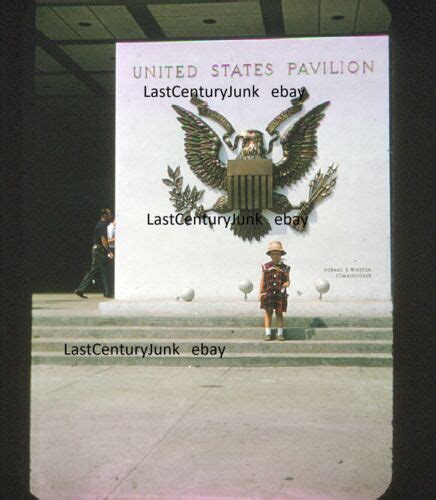 Amature 35mm Slide 1964 Worlds Fair United States Pavilion Girl