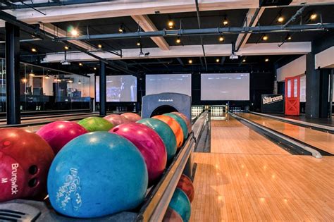Bowling Alleys In Toronto