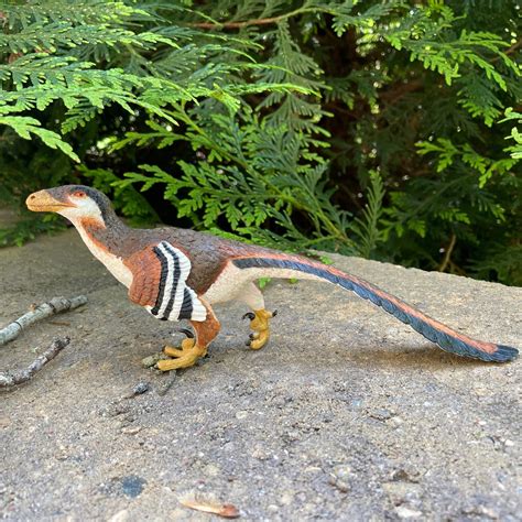 Deinonychus Toy Dinosaur Toys Safari Ltd