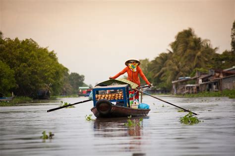 5 vibrant floating markets you must visit in Mekong Delta, Vietnam