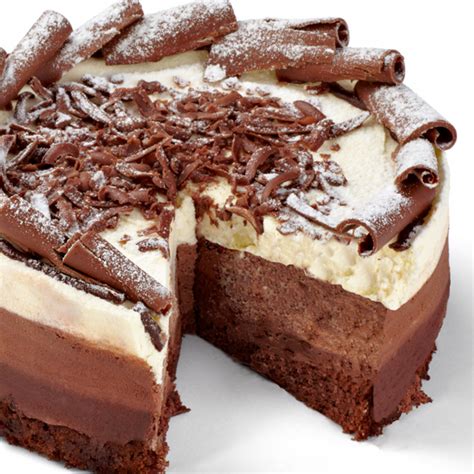 Gourmet Chocolate Layer Dream Cake Recipe