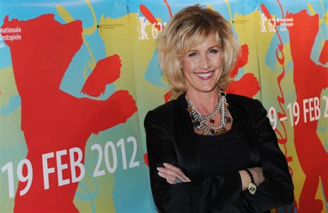 Erin Brockovich Mug Shot Apologizes For Drunken Boat Arrest