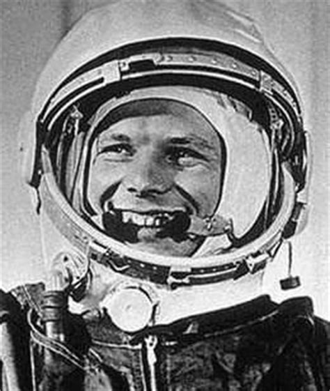 Gagarine movie reviews & metacritic score: Youri Gagarine