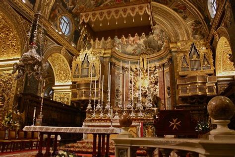 Kom der tidligt, ellers vil du ende med at stå. St John's Co-Cathedral, Valletta, Malta ..... | This ...