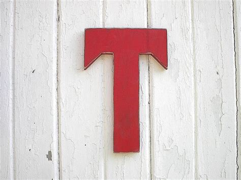 Wooden Letter T Red Shabby Chic Rustic Cottage Wedding Photo Etsy