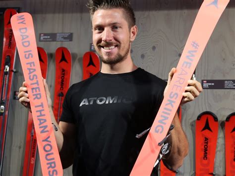 А вы знали, что у нас есть instagram и telegram? Sugli sci di Hirscher: "Il mio papà è più veloce del tuo ...