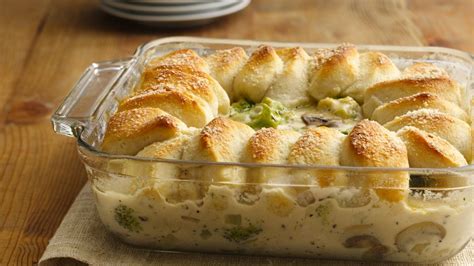 Chicken Alfredo Biscuit Casserole Recipe From