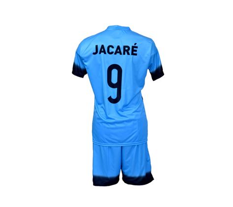 Nuestros uniformes médicos están disponibles para mujer y hombre en tallas que pueden variar según el volumen de los inventarios, la disponibilidad y la temporada del año. Uniforme azul celeste modelo Barça | Spenassatto Uniformes ...
