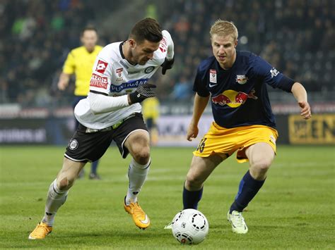 Sturm besiegt salzburg mit 2:1. LIVE - Bundesliga: SK Sturm Graz gegen Red Bull Salzburg ...