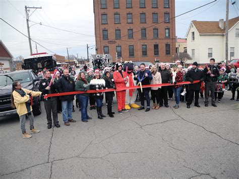 Candids From Wellsburgs Christmas Parade News Sports Jobs Weirton Daily Times