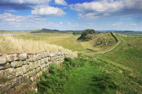 Hadrians Wall Walk And Best Views Route From Steel Rigg To Housesteads