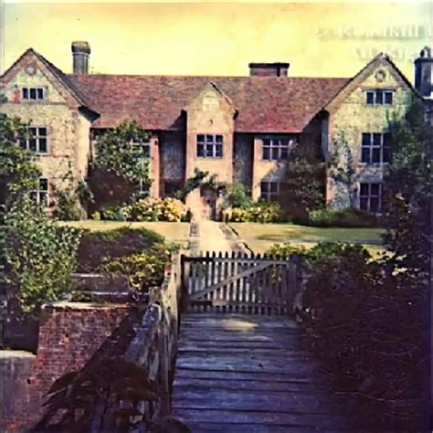 Plumpton Place In 1982 Country Cottages Country Houses Arts And