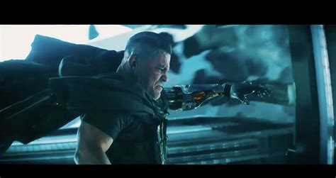 Deadpool Faces Off Against Cable in New Trailer | E! News