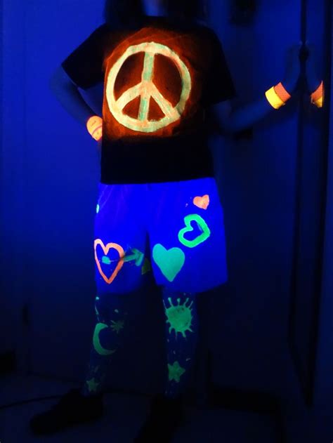 What To Wear To A Black Light Party Clothes And Accessories