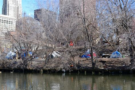 Fishing On The Chicago River Chicago Tonight Wttw