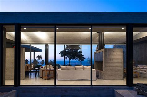 Modern Concrete House In The Chilean Mountains Concrete Beach House