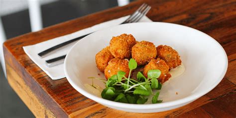 Check spelling or type a new query. Il Molo | Bulimba Italian restaurant | The Weekend Edition