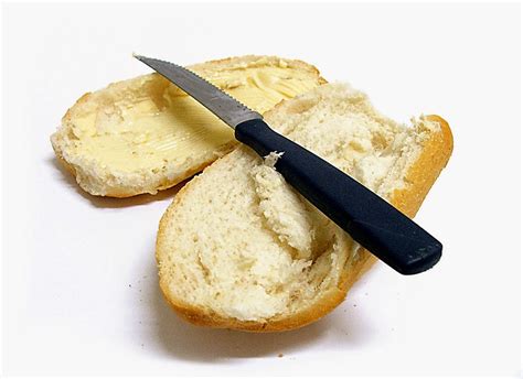 Passando Manteiga No Pão