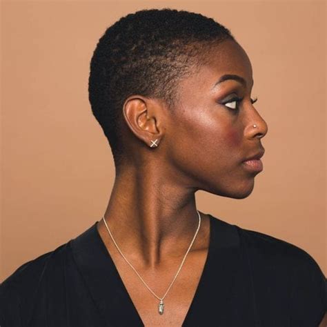 Short Natural Haircuts For Black Females With Round Faces 30