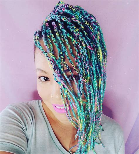 Braiding pulls hair taut so they will be longer than natural hair. 20 Cosy Hairstyles with Yarn Braids