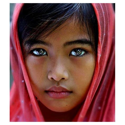 31 people with the most striking eyes in the world most beautiful eyes beautiful eyes color