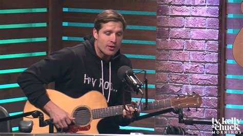 Walker Hayes Performs Beautiful Acoustic Ty Kelly And Chuck Youtube