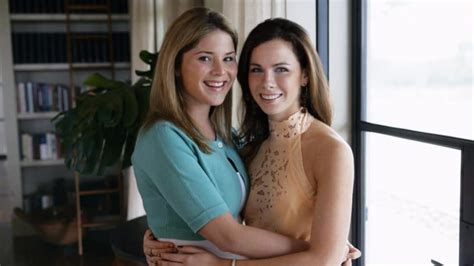 Jenna Bush Hager And Sister Barbara Turn 36 See Their Moms Sweet Message