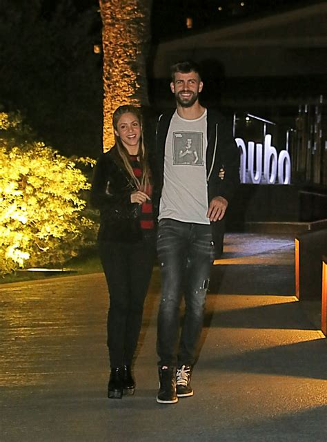 Gerard piqué and shakira 's immediate chemistry was undeniable from the time they met. Shakira and Gerard Piqué - Our to dinner in Barcelona 05 ...