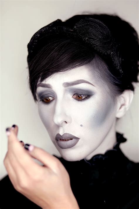 Grayscale Makeup Tutorial For Halloween Keiko Lynn