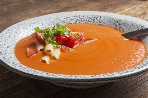 Easy Tomato Soup With Wholewheat Pasta Dinner In 20 Minutes