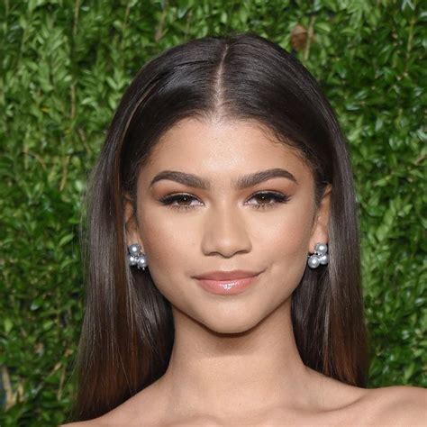 Zendaya Is Here To Teach You The Difference Between Hair Extensions