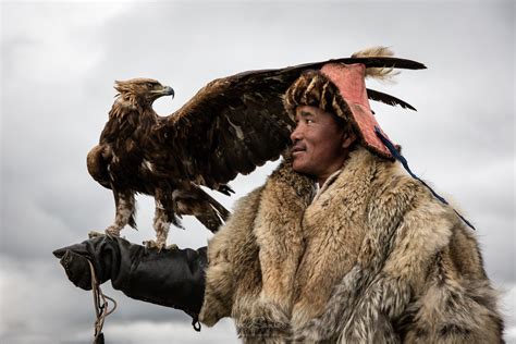 Eagle Hunters The Tsaatan And Nomad Migration Mongolia — Joel Santos