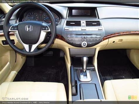 Ivory Interior Dashboard For The 2011 Honda Accord Crosstour Ex L 4wd