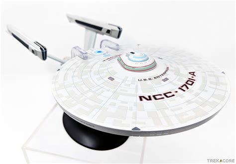 Master Replicas Launches Next Wave Of Eaglemoss STAR TREK STARSHIPS