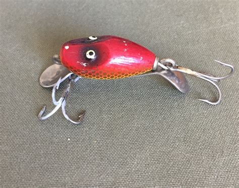 Vintage Wooden River Runt Style Fishing Lure Collectors