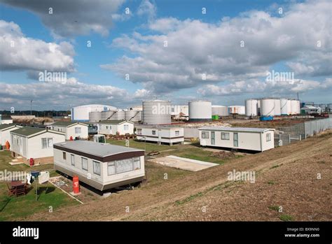 Single Unit Housing Canvey Island Hi Res Stock Photography And Images