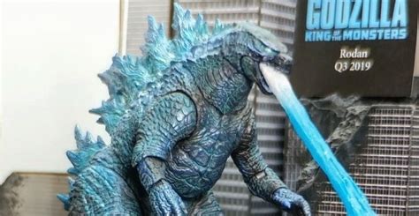 This figure replicates some of the stunning scenes of godzilla using his atomic breath from the first two trailers. Toy Fair 2019: NECA Godzilla 2019 Atomic Blast Version ...
