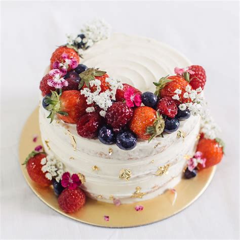 Rustic Floral Berry Cake Kuchen Und Torten Tortendekorationen