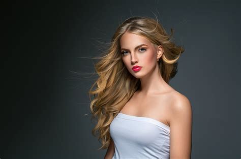 Download Blue Eyes Lipstick Long Hair Blonde Woman Model Hd Wallpaper