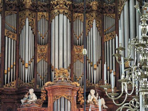 Oude Kerk Baroque Organ There Are Three Pipe Organs In Th Flickr