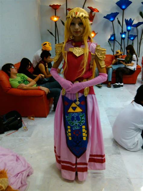 Princess Zelda Ocarina Of Time Cosplay By Kiraoloka On