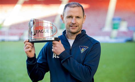 Dunfermline’s Allan Johnston Named League 1 Manager Of The Month