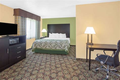 Jersey city hotel in downtown jersey city, walk to newport mall. Baymont Inn & Suites Holland, MI - See Discounts