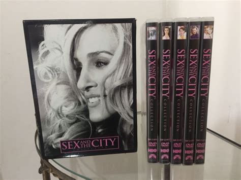 Box Dvd Sex And The City Coleção Completa 1º A 6º Temporada 18 Dvds Filme E Série