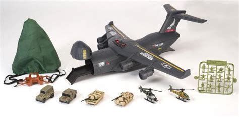 Micro Soldiers Transport Aircraft With Filling Play Set Chap Mei Light