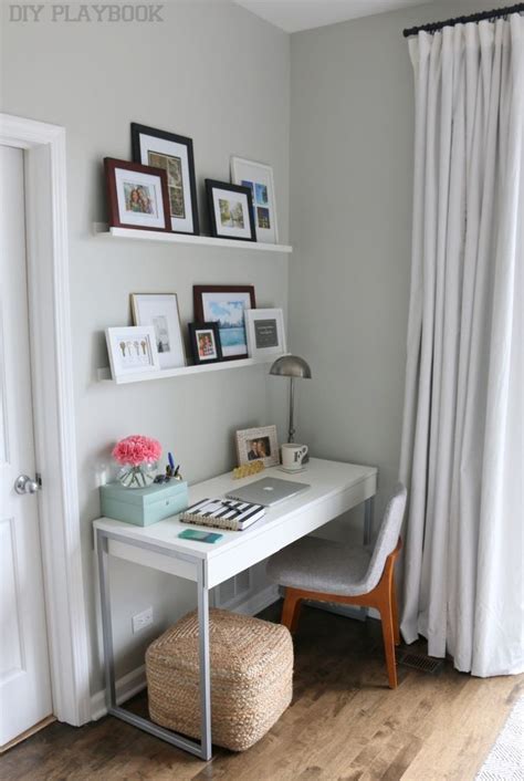 Discover the best designs for 2021 and create your own 25+ simple diy desk ideas for a more effective workspace. 343 best Desk Decor images on Pinterest | Desks, Mint ...