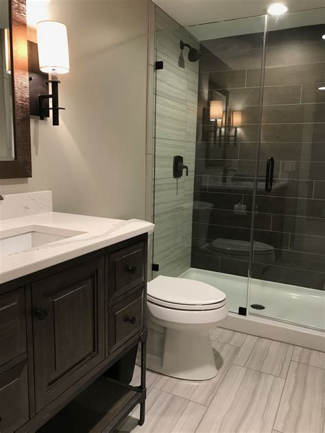 Free pictures with the best small bathroom ideas in 2020 including small bathroom remodeling, tiny bathroom ideas and small master bathroom designs. Pin by Oldenhuis Contracting Inc. on Bathroom Gallery ...