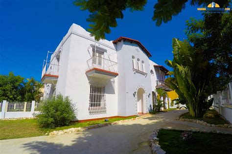 The minimum stay is 5 or 7 nights, depending on the owner. Guesthouses, Casa Blanca Miramar, Havana City, Miramar ...